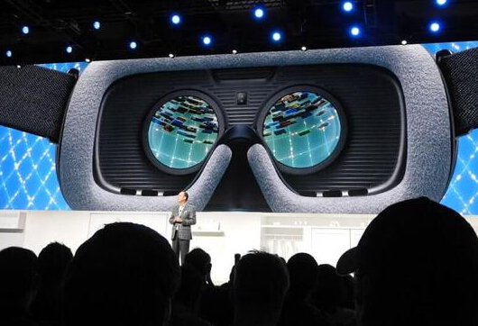 三星巴克斯特：GearVR销量已超500万台[图]图片1