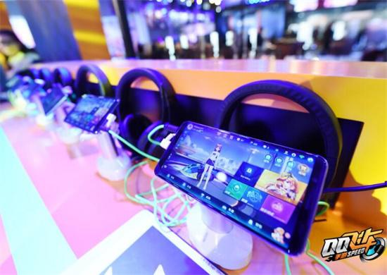 竞速手游市场空白如何填补,《QQ飞车手游》给出了自己的答案