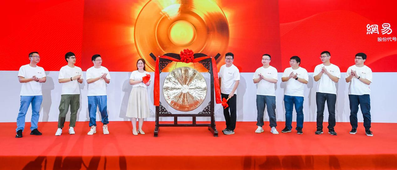 当庆忌收藏的皮被摆上货架时，为什么阴阳老师的扇文化“走进房间”？ Ios资讯 第4张